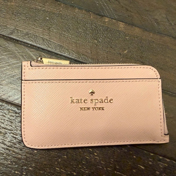 Kate Spade Quilted Blush Cardholder, NWOT - Picture 2 of 9